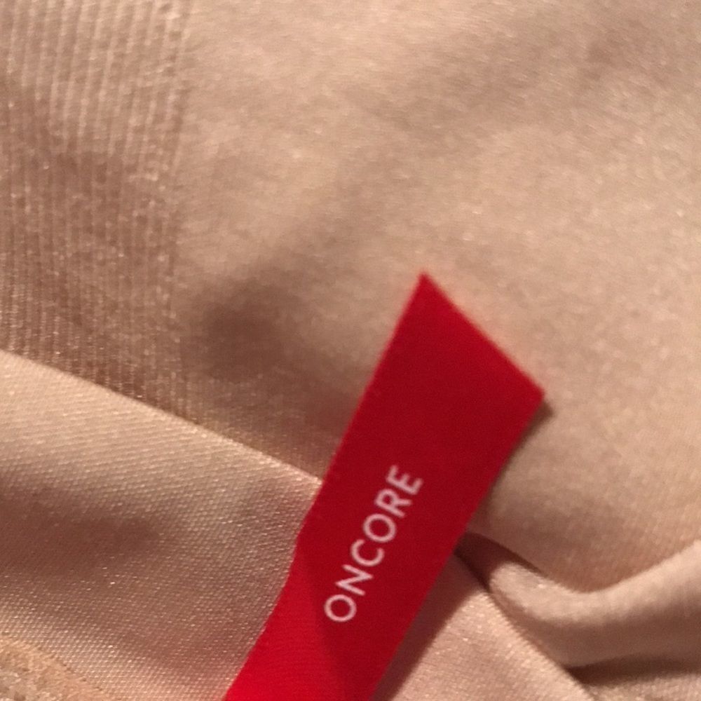 - 🆕SPANX OnCore High Waist Mid Thigh Shaper! NEW - Picture 3 of 5